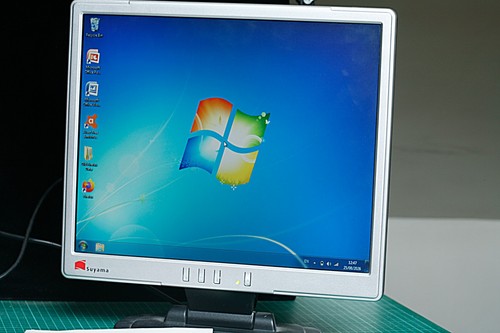 Suyama lcd computer - suyama,