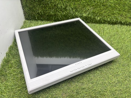 Vista hdmi vga - 17",