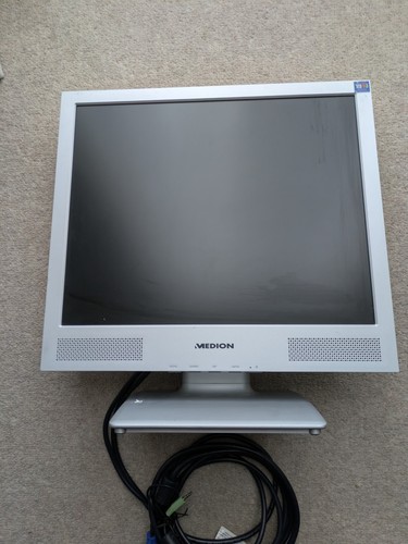 Medion sxga lcd colour - 17",